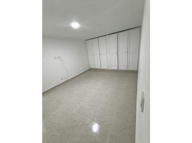 Apartamento de 2 alcobas en arriendo en Belén Rosales, Medellín, 75 m² · foto 12 de 16