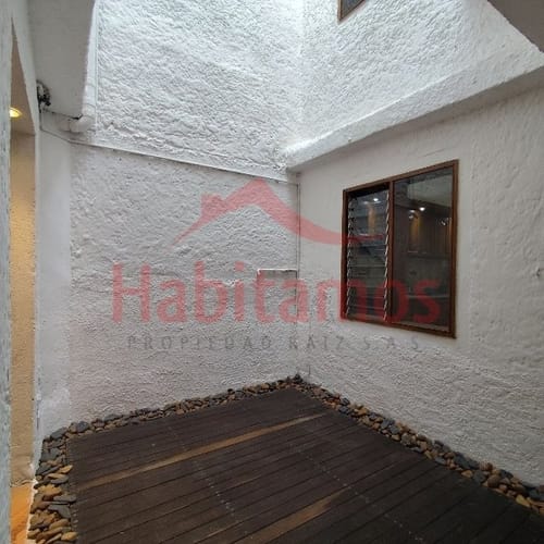 Casa de 5 alcobas en arriendo en Santa Mónica, Medellín, 120 m² · foto 3 de 23