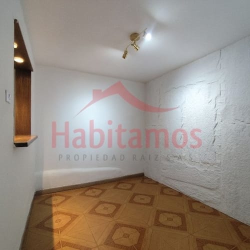 Casa de 5 alcobas en arriendo en Santa Mónica, Medellín, 120 m² · foto 6 de 23