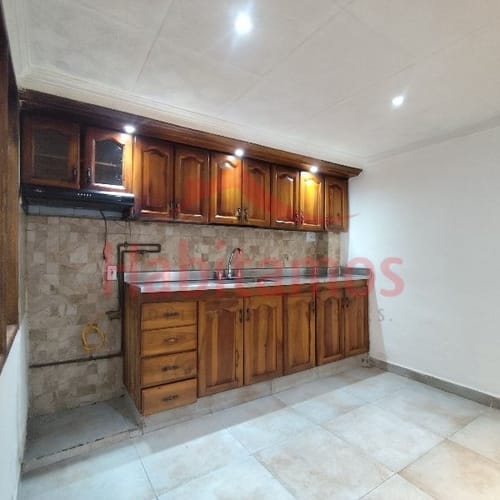 Casa de 5 alcobas en arriendo en Santa Mónica, Medellín, 120 m² · foto 7 de 23
