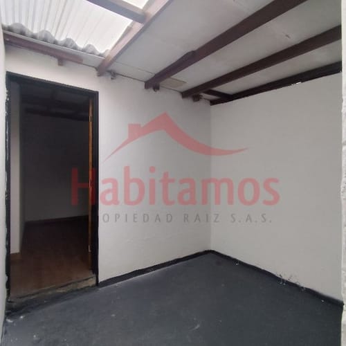 Casa de 5 alcobas en arriendo en Santa Mónica, Medellín, 120 m² · foto 21 de 23