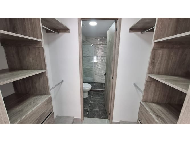 Apartamento de 3 alcobas en venta en Fabricato, Bello, 71 m² · foto 18 de 20