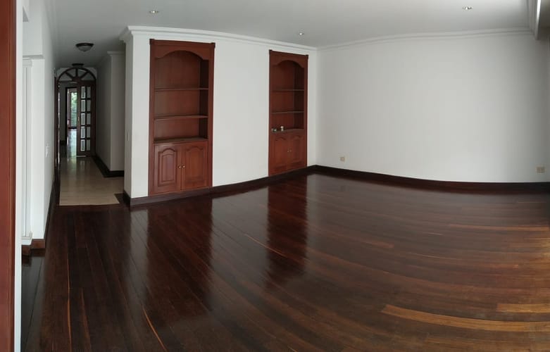 Apartamento de 3 alcobas en venta en Normandia, Cali, 230 m² · foto 12 de 13