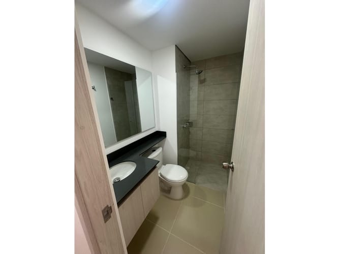 Apartamento en arriendo en Las Lomitas, Medellín, 91 m² · foto 11 de 24