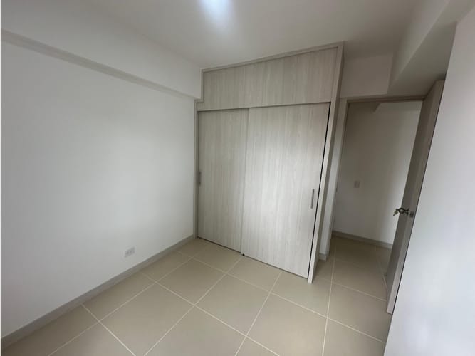 Apartamento en arriendo en Las Lomitas, Medellín, 91 m² · foto 16 de 24