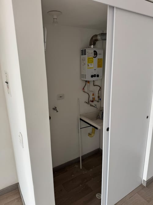Apartamento de 2 alcobas en venta en Fontibon, Bogotá, 39 m² · foto 10 de 12