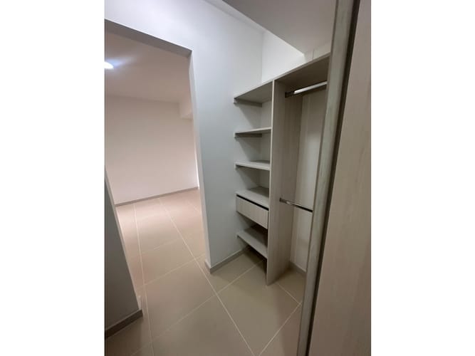 Apartamento en arriendo en Las Lomitas, Medellín, 91 m² · foto 23 de 24