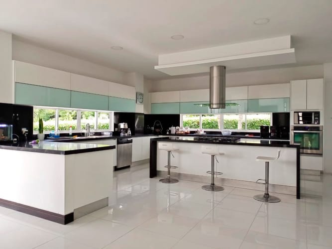 Casa de 6 alcobas en venta en Pance, Cali, 1229 m² · foto 2 de 24