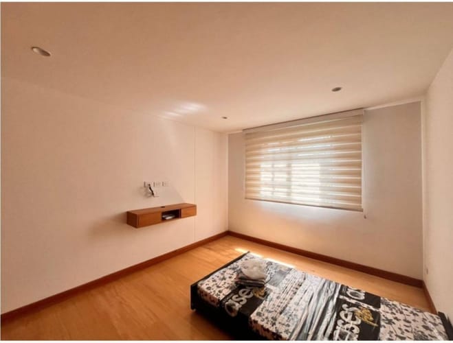 Apartamento de 4 alcobas en venta en Santa Barbara, Bogotá, 230 m² · foto 14 de 20