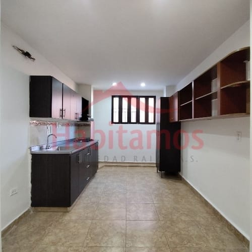 Apartamento de 4 alcobas en arriendo en Lorena, Medellín, 167 m² · foto 14 de 22