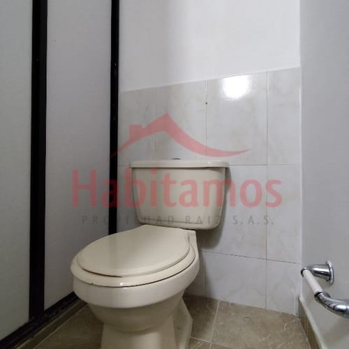 Apartamento de 4 alcobas en arriendo en Lorena, Medellín, 167 m² · foto 17 de 22