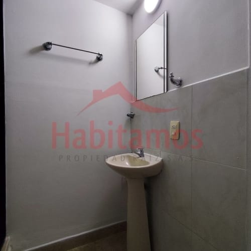 Apartamento de 4 alcobas en arriendo en Lorena, Medellín, 167 m² · foto 18 de 22