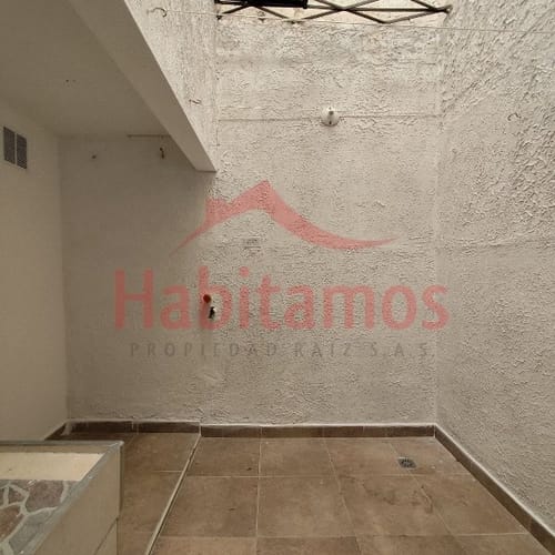 Apartamento de 4 alcobas en arriendo en Lorena, Medellín, 167 m² · foto 19 de 22