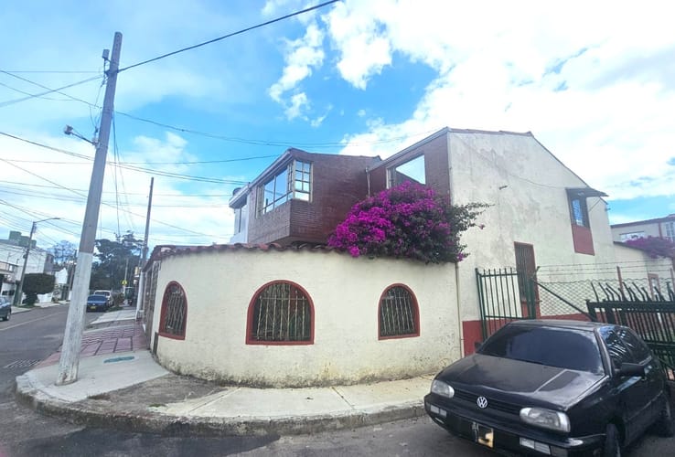Casa de 4 alcobas en venta en Kennedy Central, Bogotá, 140 m² · foto 3 de 24