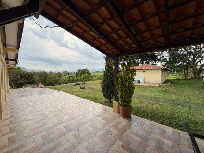 Casa de 6 alcobas en arriendo en Morelia, Pereira · foto 5 de 20