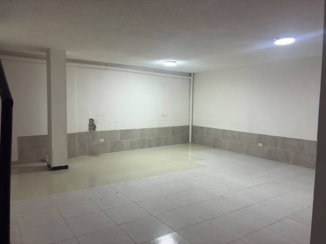 Local en arriendo en Centro, Ibagué, 100 m² · foto 3 de 12