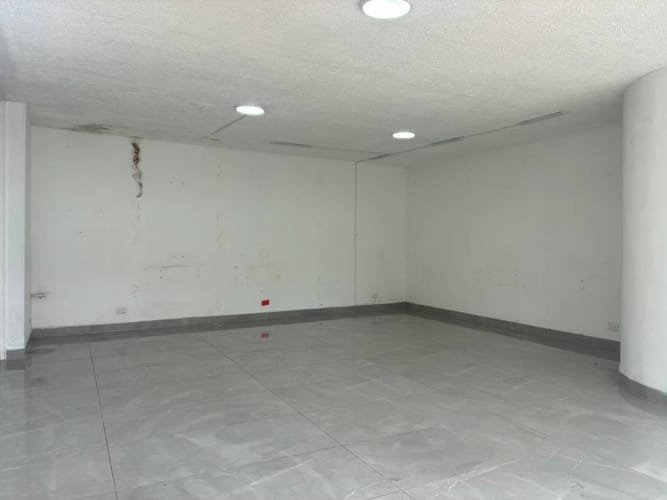 Local en arriendo en Centro, Ibagué, 100 m² · foto 11 de 12