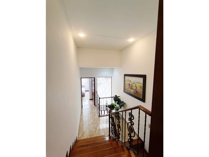 Casa de 5 alcobas en venta en El Poblado, Medellín, 436 m² · foto 7 de 24