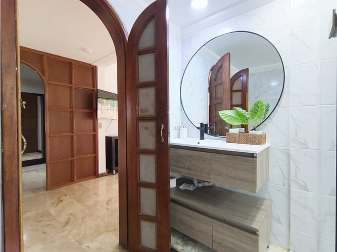 Casa de 5 alcobas en venta en El Poblado, Medellín, 436 m² · foto 12 de 24