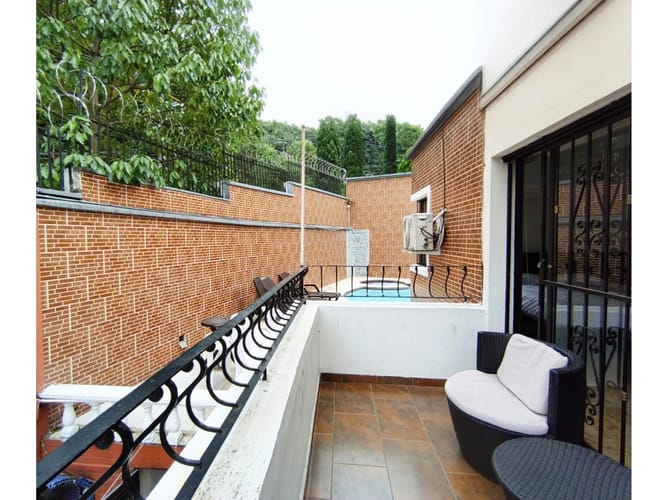 Casa de 5 alcobas en venta en El Poblado, Medellín, 436 m² · foto 13 de 24