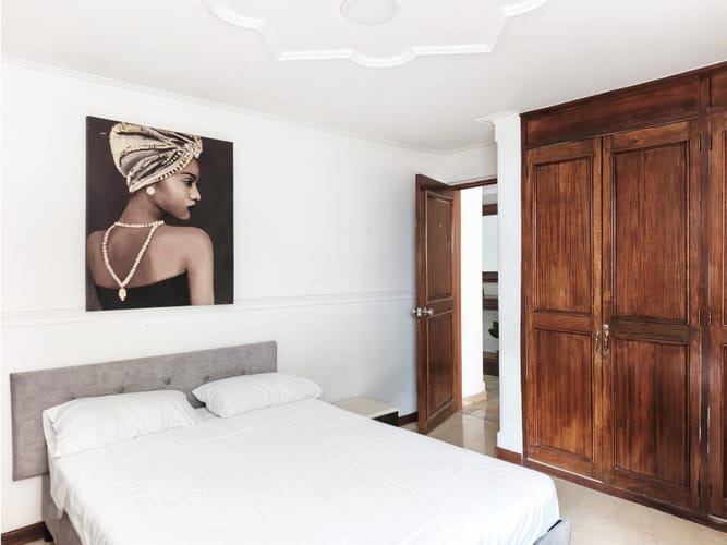 Casa de 5 alcobas en venta en El Poblado, Medellín, 436 m² · foto 17 de 24