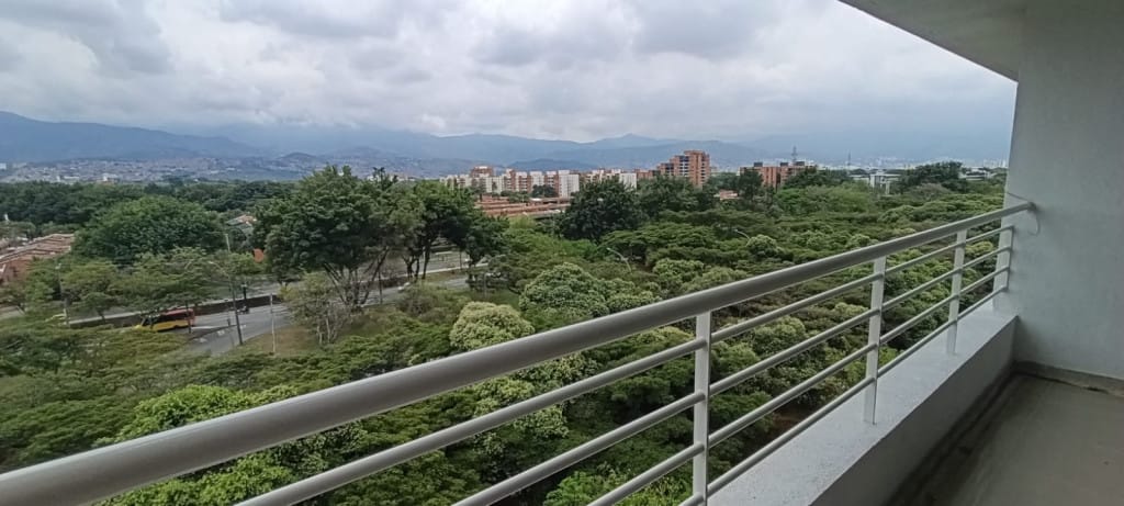 Apartamento de 3 alcobas en arriendo en Valle Del Lili, Cali, 80 m² · foto 9 de 24