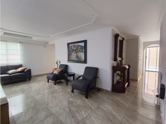 Casa de 5 alcobas en venta en El Poblado, Medellín, 436 m² · foto 20 de 24