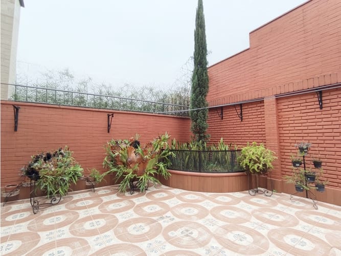 Casa de 5 alcobas en venta en El Poblado, Medellín, 436 m² · foto 22 de 24