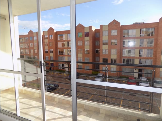 Apartamento de 3 alcobas en venta en Cr. Reservado Nogales De Cajica, Cajicá, 65 m² · foto 7 de 18