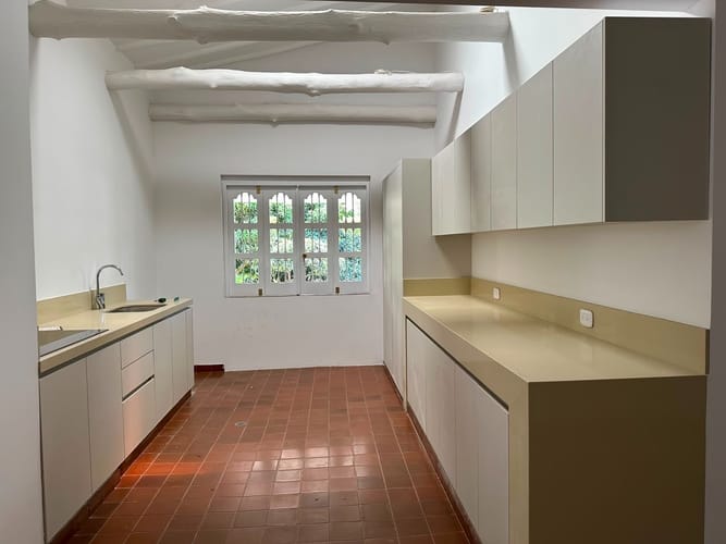 Casa de 5 alcobas en arriendo en Ciudad Jardin, Cali, 500 m² · foto 9 de 23