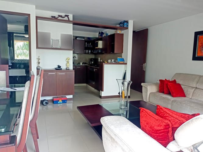 Apartamento de 3 alcobas en venta en Bochalema, Cali, 89 m² · foto 4 de 19
