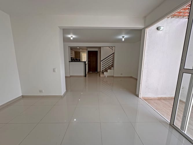Casa de 3 alcobas en venta en Alfaguara, Jamundí, 130 m² · foto 3 de 24