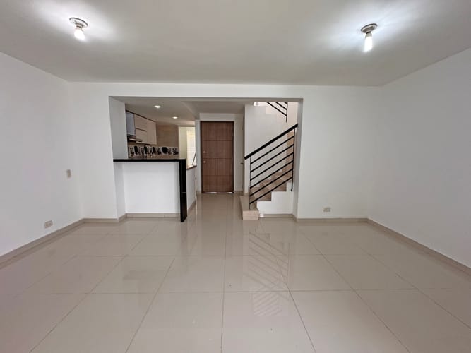 Casa de 3 alcobas en venta en Alfaguara, Jamundí, 130 m² · foto 4 de 24