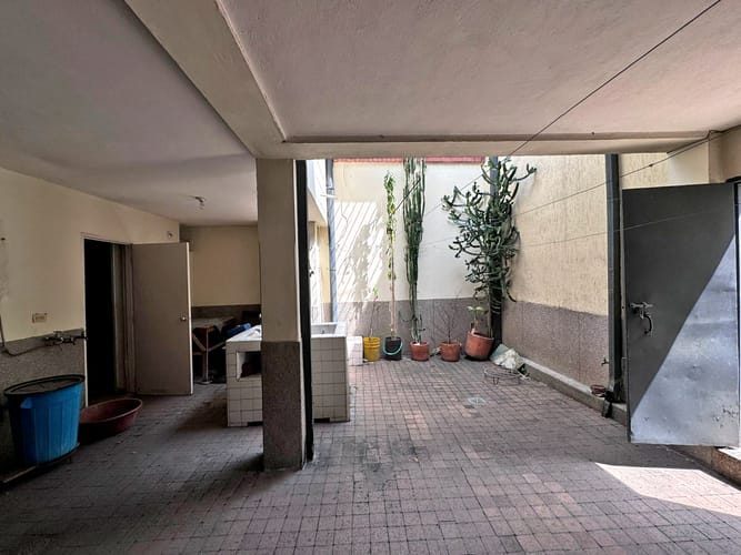 Casa de 6 alcobas en venta en Santa Teresita, Cali, 450 m² · foto 19 de 24