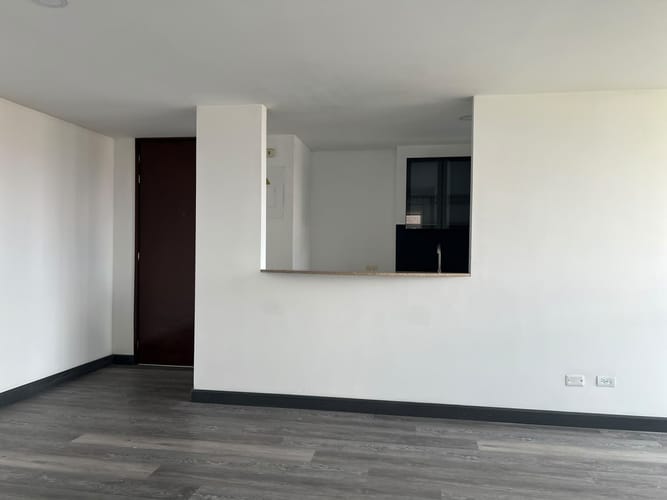 Apartamento de 3 alcobas en arriendo en El Poblado, Medellín, 80 m² · foto 6 de 15