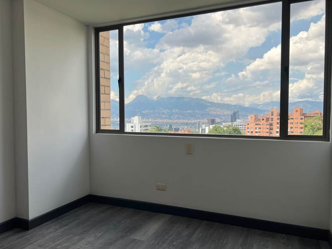 Apartamento de 3 alcobas en arriendo en El Poblado, Medellín, 80 m² · foto 13 de 15