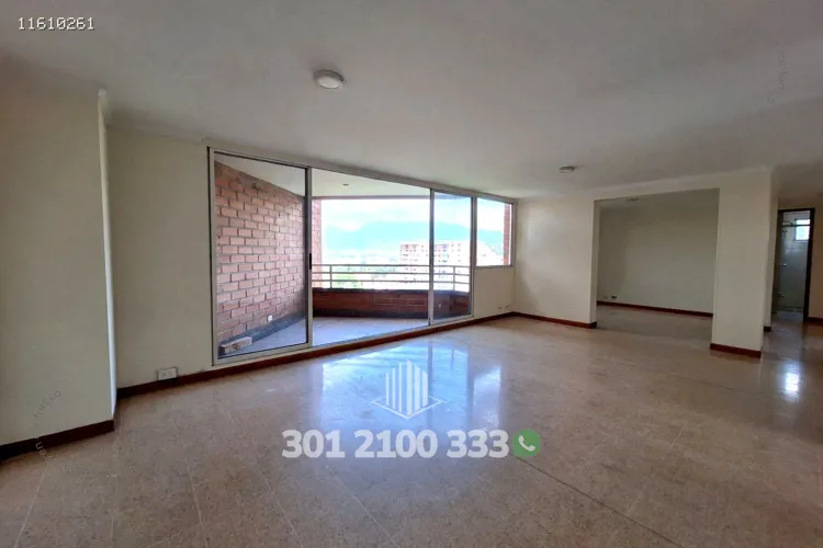 Apartamento de 2 alcobas en arriendo en Patio Bonito, Medellín, 117 m² · foto 2 de 24