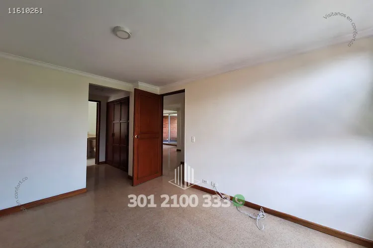 Apartamento de 2 alcobas en arriendo en Patio Bonito, Medellín, 117 m² · foto 16 de 24