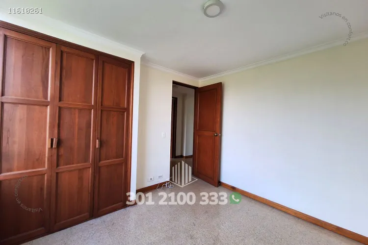 Apartamento de 2 alcobas en arriendo en Patio Bonito, Medellín, 117 m² · foto 20 de 24