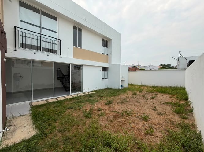 Casa de 3 alcobas en venta en Ricaurte, 83 m² · foto 4 de 13