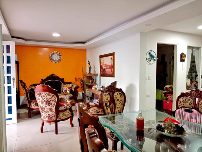 Casa de 5 alcobas en venta en La Acequia, Palmira, 389 m² · foto 3 de 22