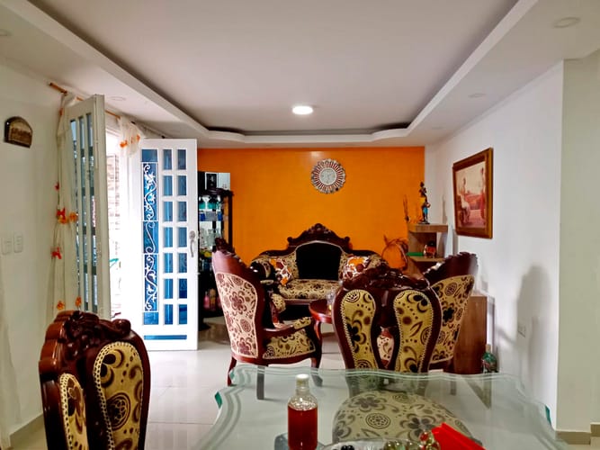 Casa de 5 alcobas en venta en La Acequia, Palmira, 389 m² · foto 4 de 22