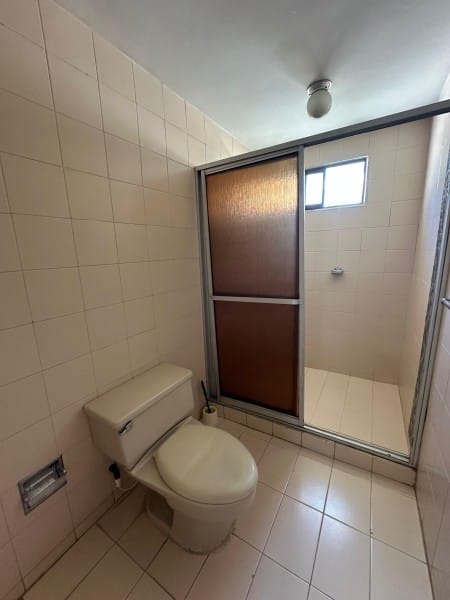 Casa de 4 alcobas en arriendo en Bavaria, Santa Marta, 262 m² · foto 18 de 24
