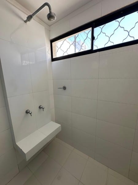Casa de 4 alcobas en arriendo en Bavaria, Santa Marta, 262 m² · foto 22 de 24