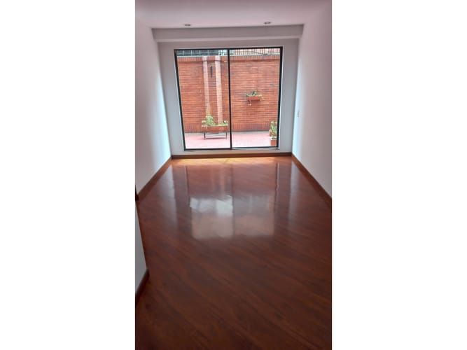 Apartamento de 3 alcobas en venta en Chicó Navarra, Bogotá, 205 m² · foto 15 de 23
