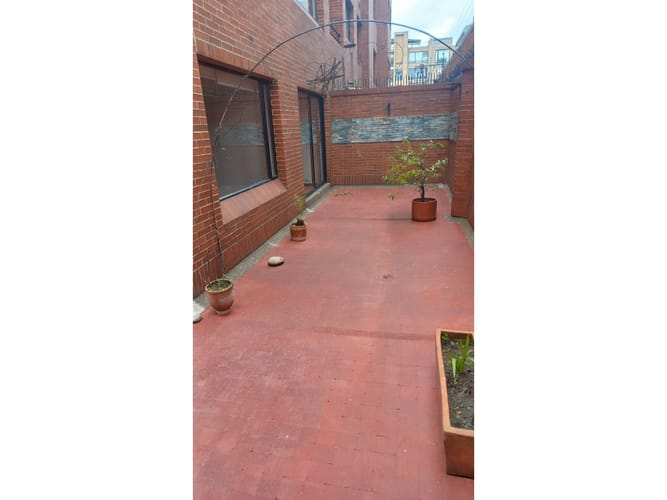 Apartamento de 3 alcobas en venta en Chicó Navarra, Bogotá, 205 m² · foto 21 de 23