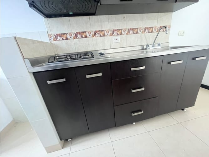 Apartamento de 3 alcobas en arriendo en Asdesillas, Sabaneta, 70 m² · foto 2 de 19