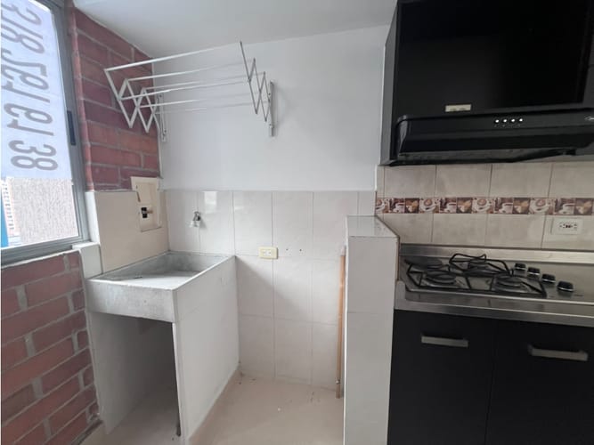 Apartamento de 3 alcobas en arriendo en Asdesillas, Sabaneta, 70 m² · foto 3 de 19