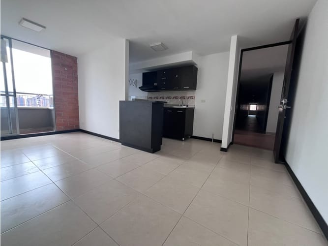 Apartamento de 3 alcobas en arriendo en Asdesillas, Sabaneta, 70 m² · foto 8 de 19
