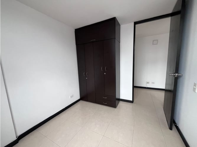 Apartamento de 3 alcobas en arriendo en Asdesillas, Sabaneta, 70 m² · foto 15 de 19